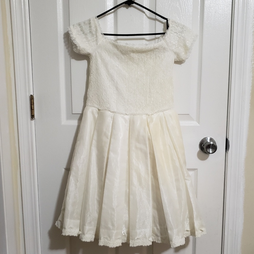 Vintage Girls Formal Dress Lace & Satin